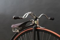 RAL9005 Red Tires